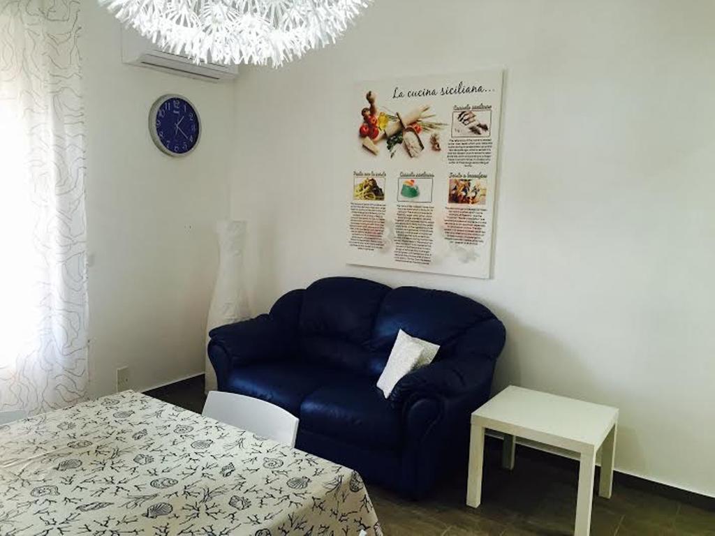 Casa Vacanze Nicole Balestrate Habitación foto
